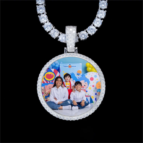 925S & VVS Moissanite 3D Circle Custom Picture Pendant