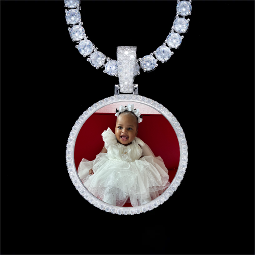 925S & VVS Moissanite 3D Circle Custom Picture Pendant