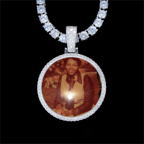 925S & VVS Moissanite 3D Circle Custom Picture Pendant