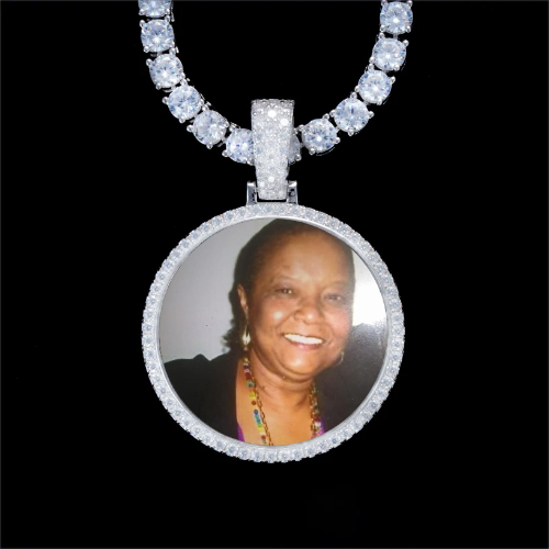925S & VVS Moissanite 3D Circle Custom Picture Pendant