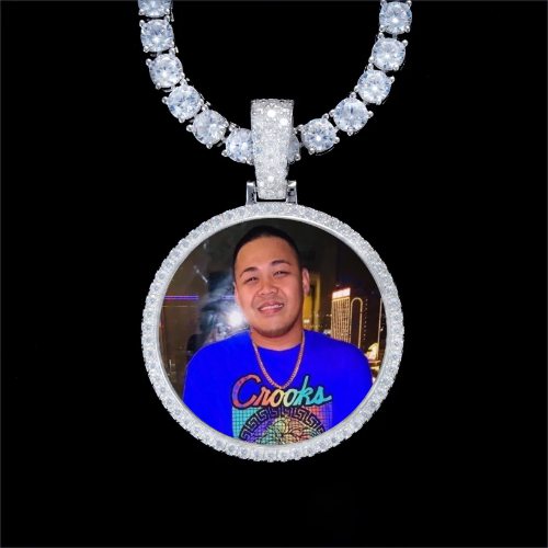 925S & VVS Moissanite 3D Circle Custom Picture Pendant