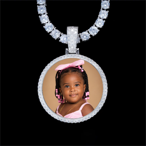 925S & VVS Moissanite 3D Circle Custom Picture Pendant