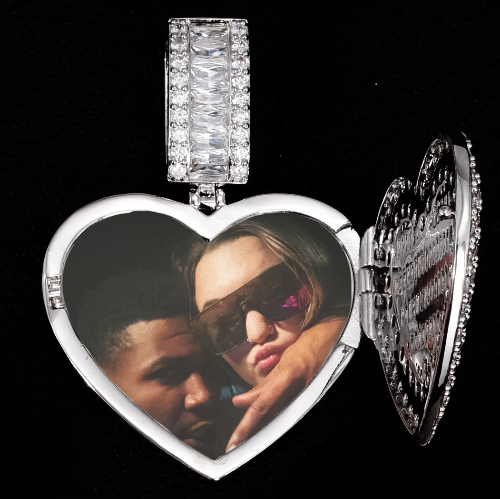 CUSTOM PICTURE PENDANT STYLE-8