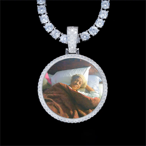 925S & VVS Moissanite 3D Circle Custom Picture Pendant