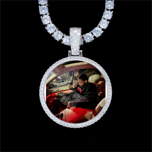 925S & VVS Moissanite 3D Circle Custom Picture Pendant