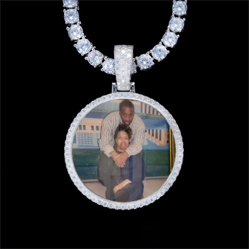 925S & VVS Moissanite 3D Circle Custom Picture Pendant