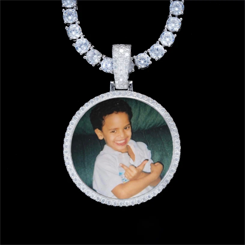 925S & VVS Moissanite 3D Circle Custom Picture Pendant