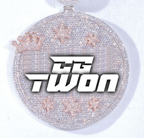 CUSTOM LETTER NECKLACE 3D BIG CROWN DISC