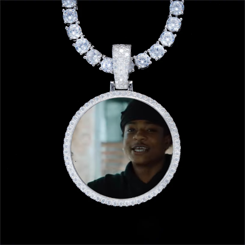 925S & VVS Moissanite 3D Circle Custom Picture Pendant