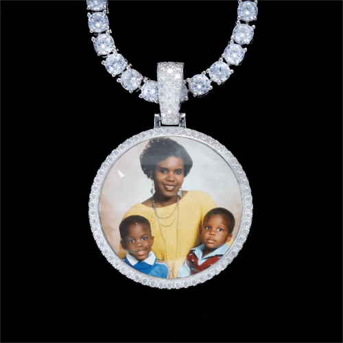 925S & VVS Moissanite 3D Circle Custom Picture Pendant