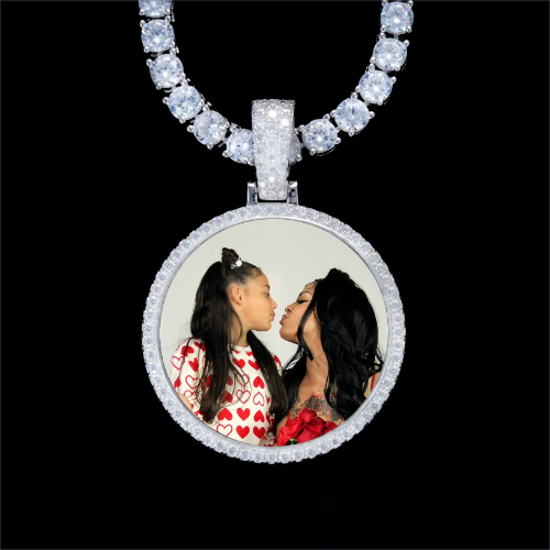 925S & VVS Moissanite 3D Circle Custom Picture Pendant