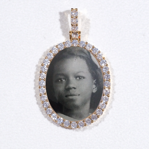 3D Oval Custom Picture Pendant