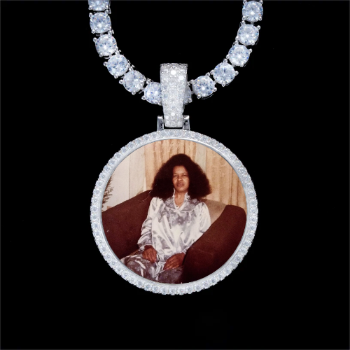 925S & VVS Moissanite 3D Circle Custom Picture Pendant