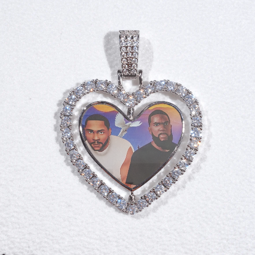 3D Spinning 2-Faced Heart Custom Picture Pendant