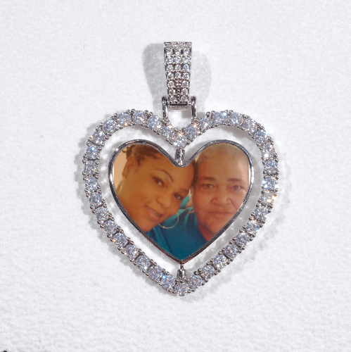 3D Spinning 2-Faced Heart Custom Picture Pendant