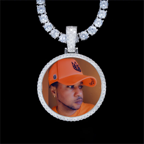 925S & VVS Moissanite 3D Circle Custom Picture Pendant