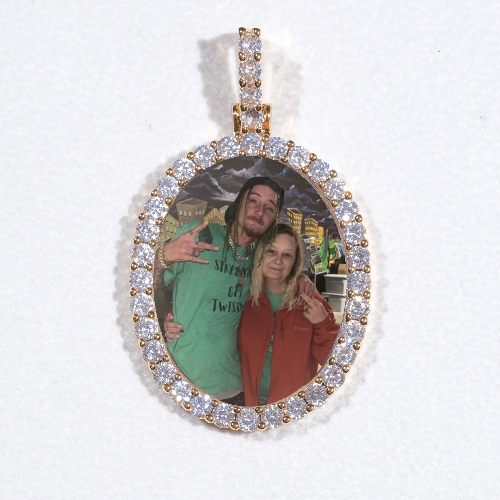 3D Oval Custom Picture Pendant