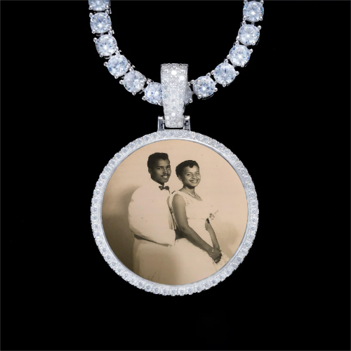 925S & VVS Moissanite 3D Circle Custom Picture Pendant