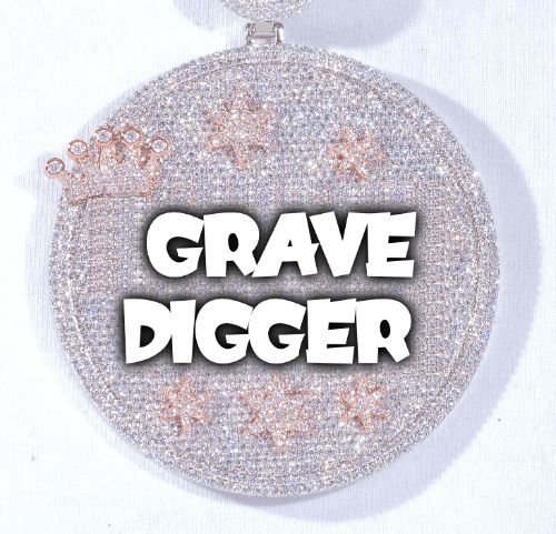 CUSTOM LETTER NECKLACE 3D BIG CROWN DISC