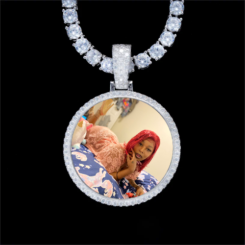 925S & VVS Moissanite 3D Circle Custom Picture Pendant