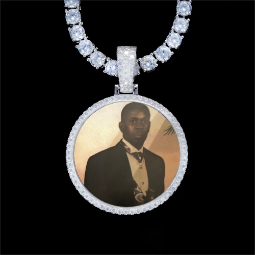 925S & VVS Moissanite 3D Circle Custom Picture Pendant