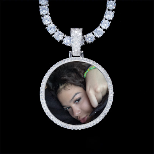 925S & VVS Moissanite 3D Circle Custom Picture Pendant