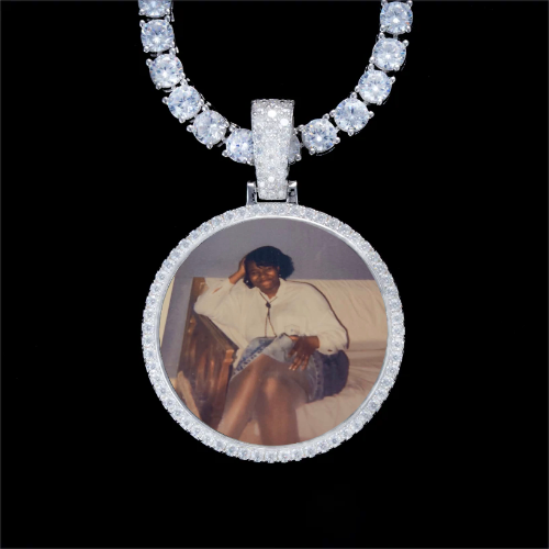 925S & VVS Moissanite 3D Circle Custom Picture Pendant