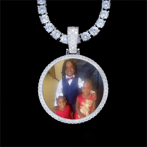 925S & VVS Moissanite 3D Circle Custom Picture Pendant