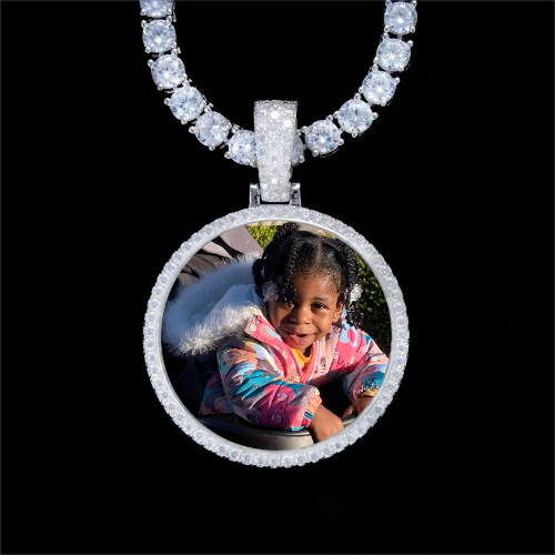 925S & VVS Moissanite 3D Circle Custom Picture Pendant