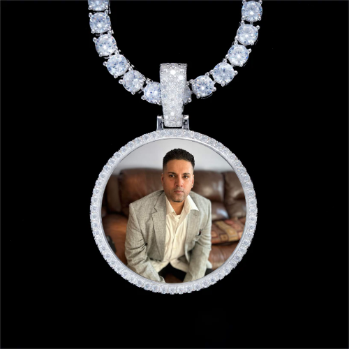 925S & VVS Moissanite 3D Circle Custom Picture Pendant