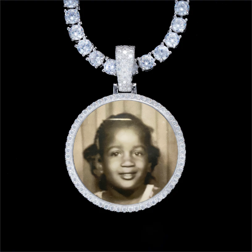 925S & VVS Moissanite 3D Circle Custom Picture Pendant
