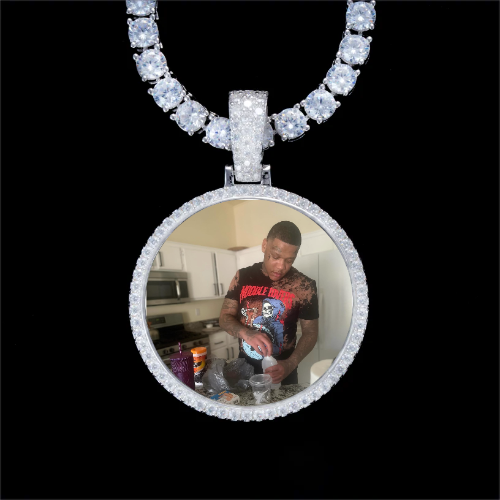 925S & VVS Moissanite 3D Circle Custom Picture Pendant