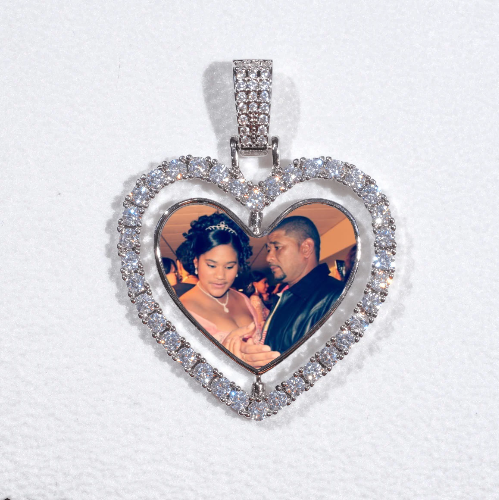 3D Spinning 2-Faced Heart Custom Picture Pendant
