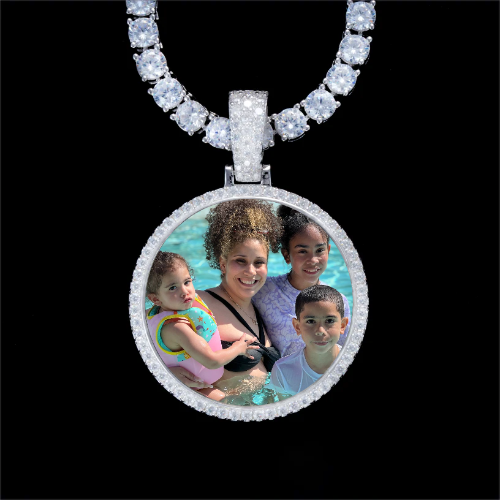 925S & VVS Moissanite 3D Circle Custom Picture Pendant