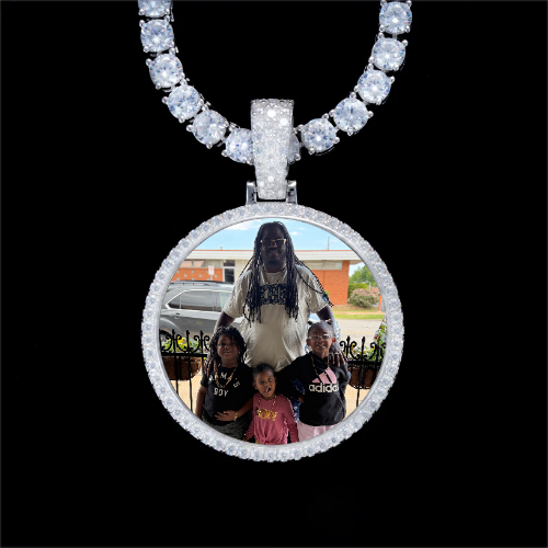 925S & VVS Moissanite 3D Circle Custom Picture Pendant