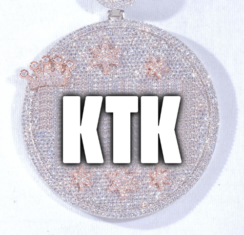 CUSTOM LETTER NECKLACE 3D BIG CROWN DISC