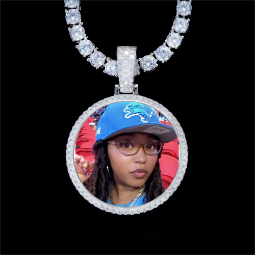 925S & VVS Moissanite 3D Circle Custom Picture Pendant