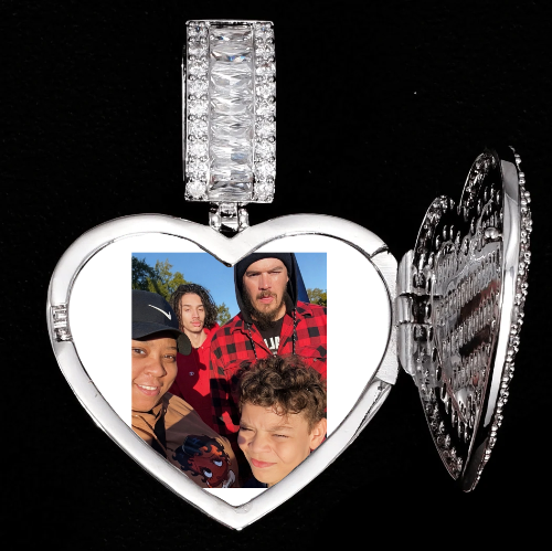 CUSTOM PICTURE PENDANT STYLE-8