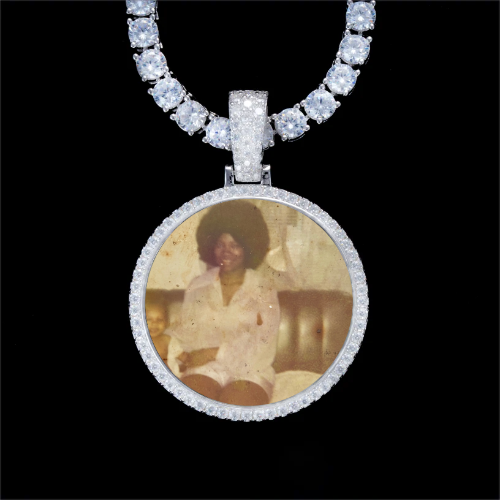 925S & VVS Moissanite 3D Circle Custom Picture Pendant