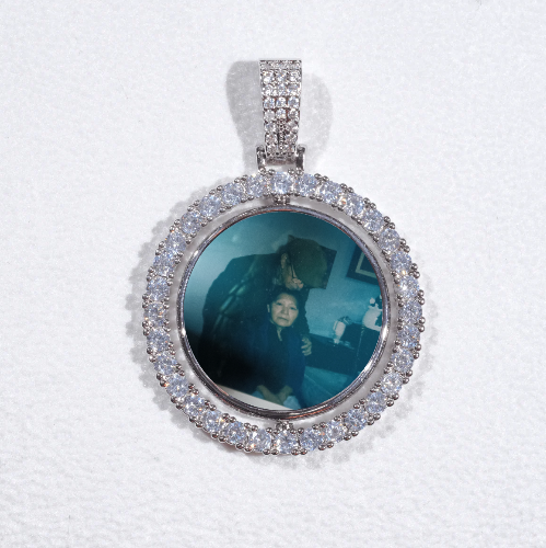 3D Spinning 2-Faced Custom Picture Pendant