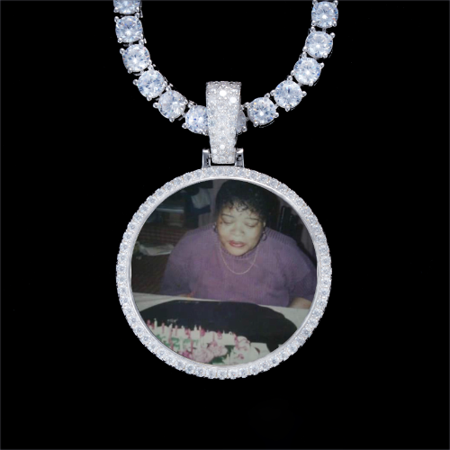 925S & VVS Moissanite 3D Circle Custom Picture Pendant