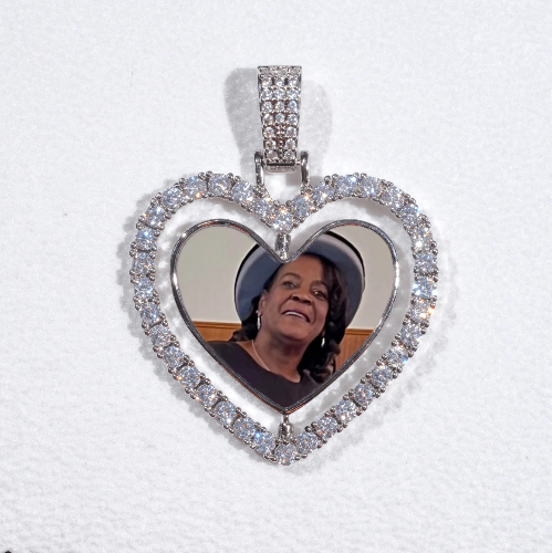 3D Spinning 2-Faced Heart Custom Picture Pendant
