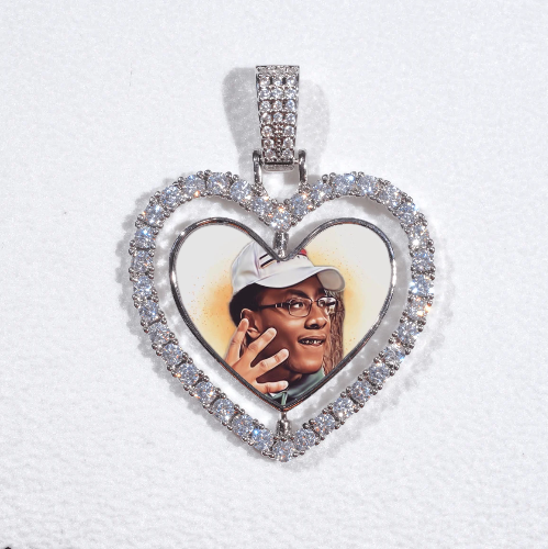 3D Spinning 2-Faced Heart Custom Picture Pendant