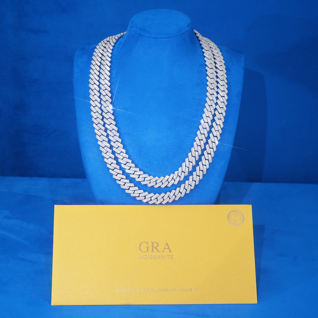 VVS Moissanite 12MM Prong Cuban Link Chain