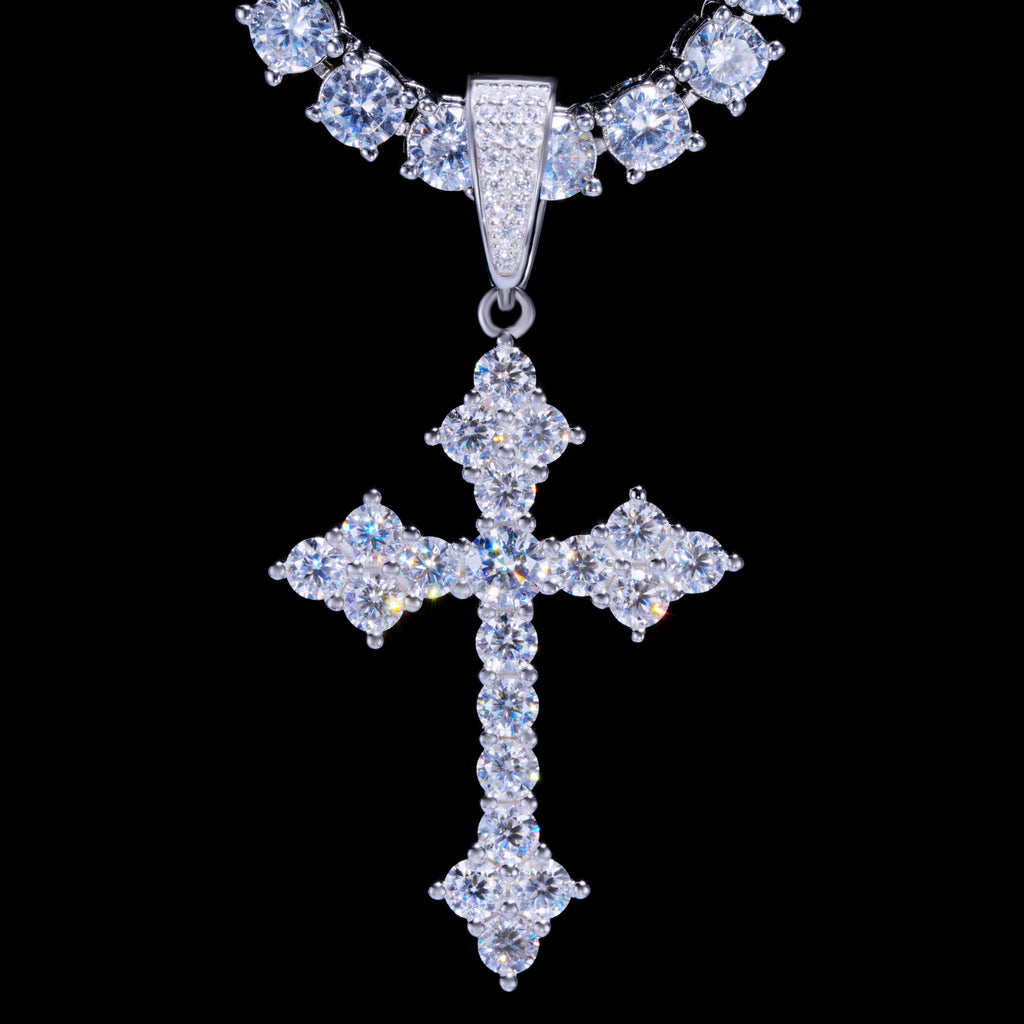 925S & VVS Moissanite Celtic Cross Necklace