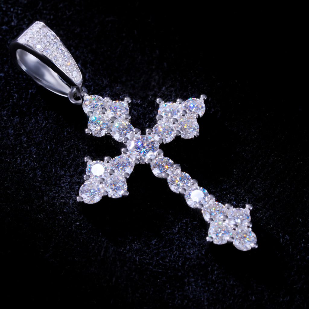 925S & VVS Moissanite Celtic Cross Necklace