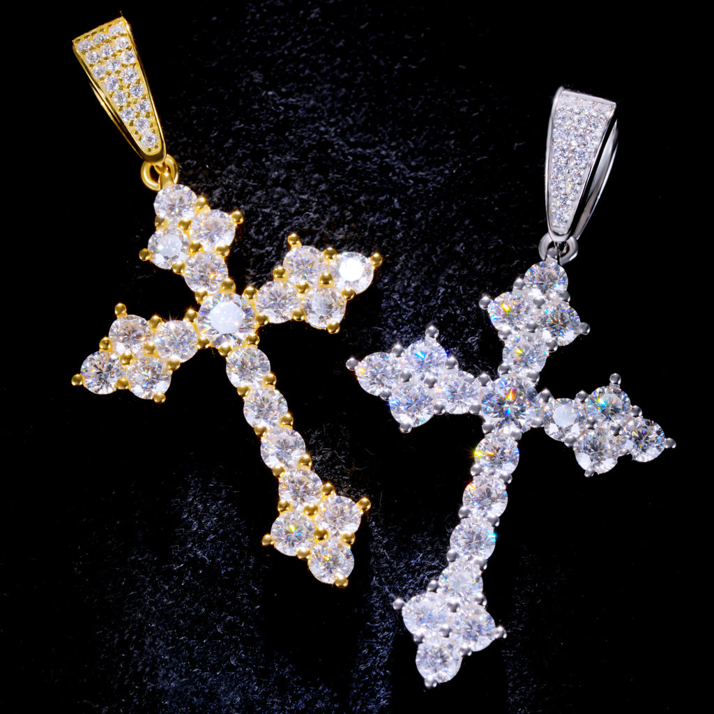 925S & VVS Moissanite Celtic Cross Necklace