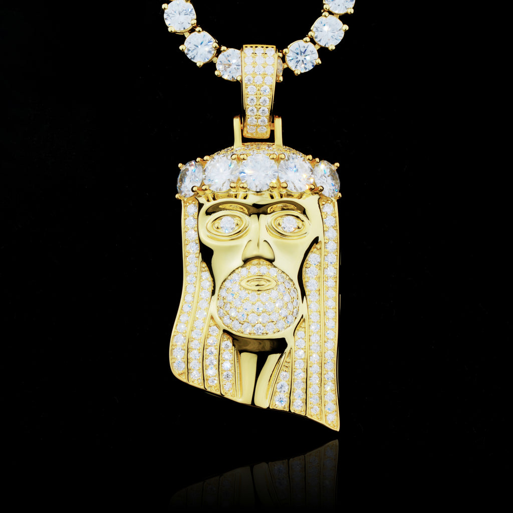 925S & VVS Moissanite Large Diamond Jesus
