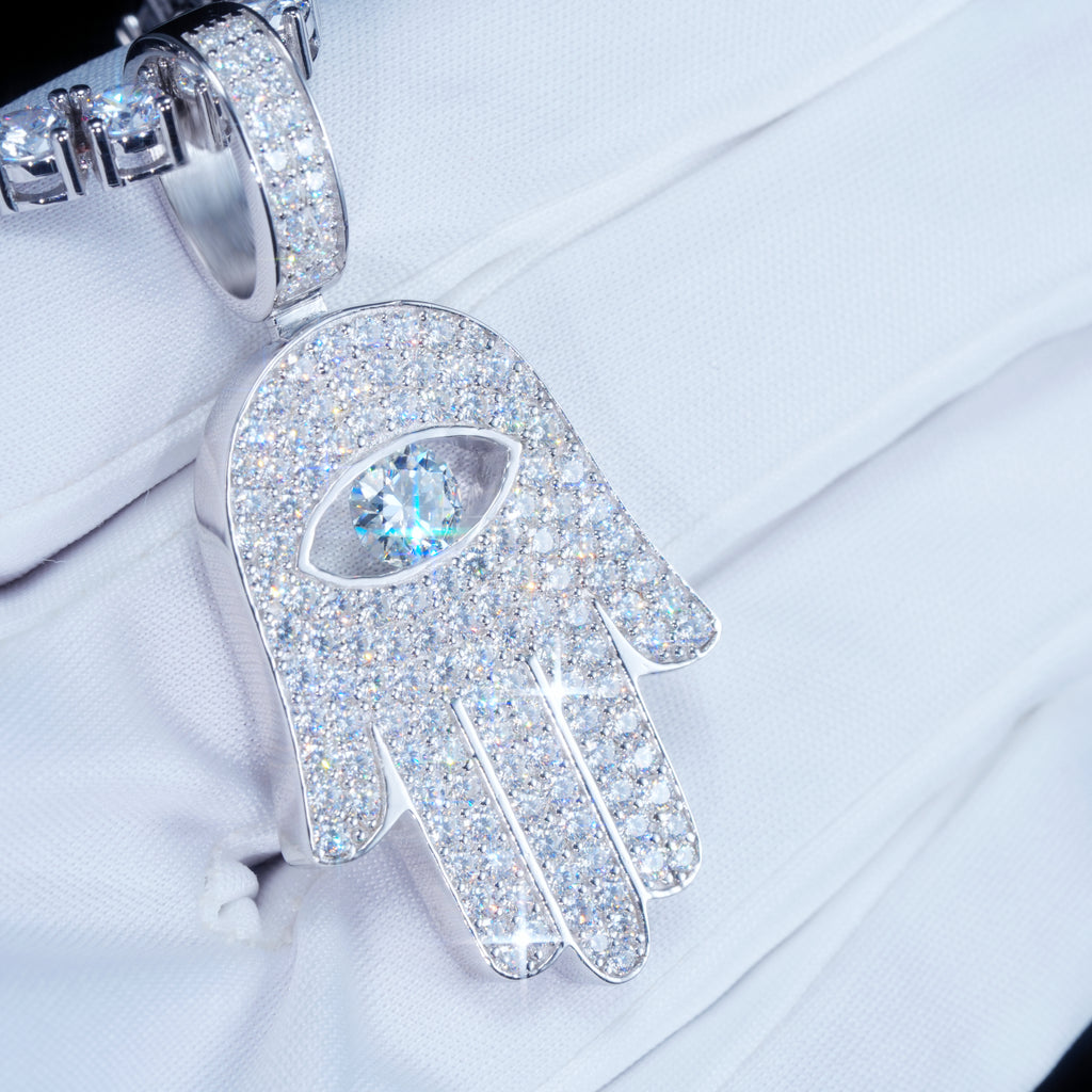 925S & VVS Moissanite Hamsa Necklace