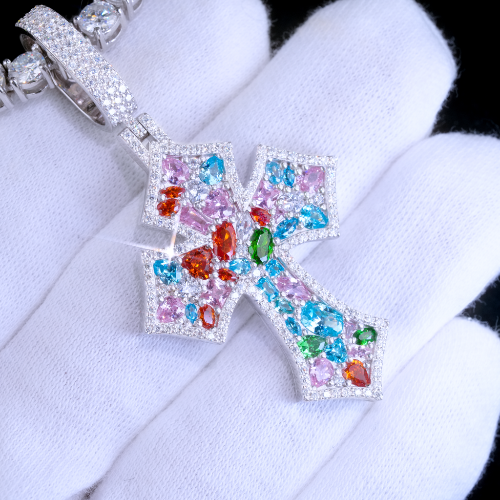 925S & VVS Moissanite Rainbow Cross In White Gold